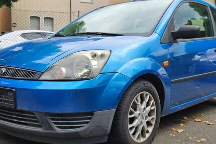 Ford Fiesta 69.000 km 1.700 € Bad Homburg 61350