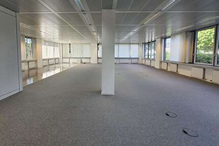 Gewerbeobjekt Frankfurt am Main Bonames - 6.990&euro; | Angebot:27126097