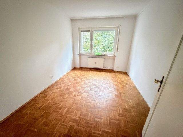 Etagenwohnung Kronberg Schönberg - 3 Zimmer, 96 m&sup2;, 399.000&euro; | Angebot:25687239