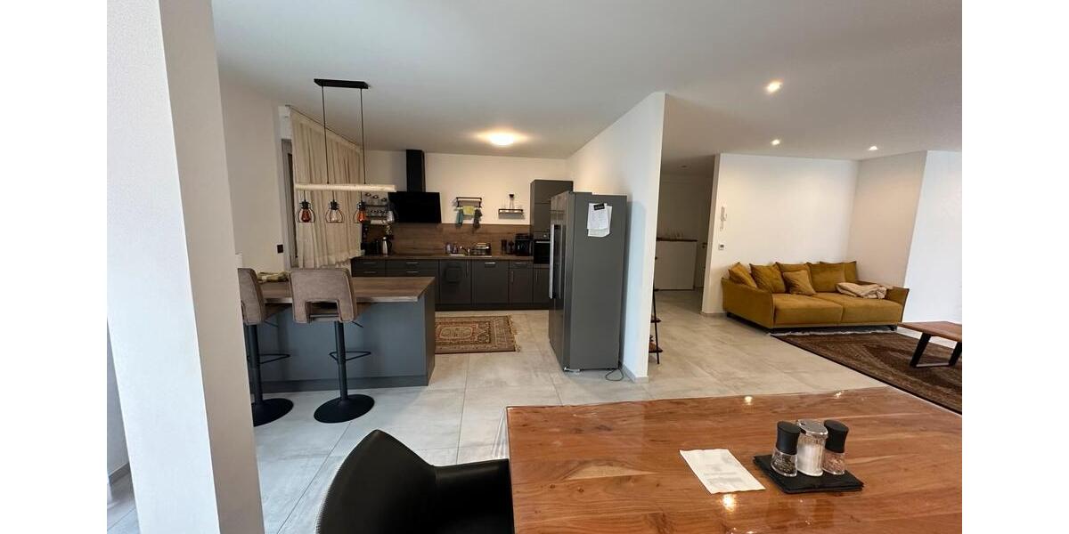 Einfamilienhaus Rodgau - 4 Zimmer, 170 m&sup2;, 1.690&euro; | Angebot:25479982