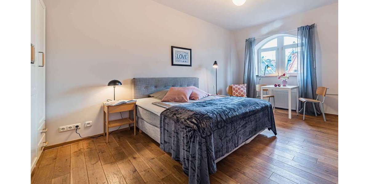Zimmer Frankfurt Sachsenhausen - 1 Zimmer, 1.300&euro; | Angebot:25806853