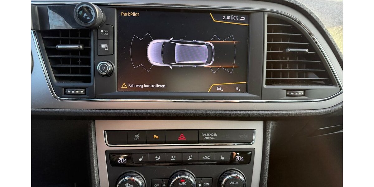 Seat Leon ST 1.4 Xcellence DSG/Panorama/LED 84.899 km 14.999 &euro; Frankfurt 60386