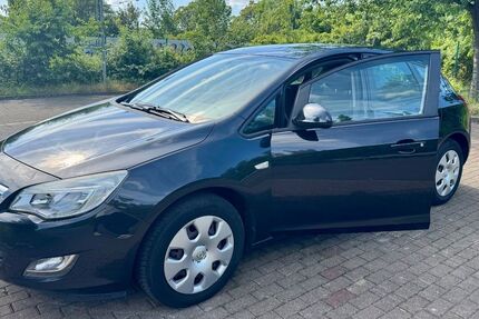 Opel Astra 155.000 km 4.600 &euro; Bad Nauheim 61231