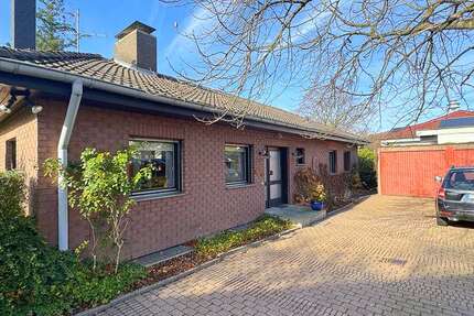 Haus zum Mieten in Kelkheim (Taunus) Eppenhain 1.720 € 172 m² 4 zimmer