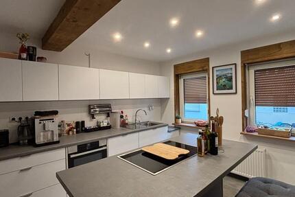 Modernisiertes Fachwerkhaus mit 4 Zimmern und 125 qm zimmer