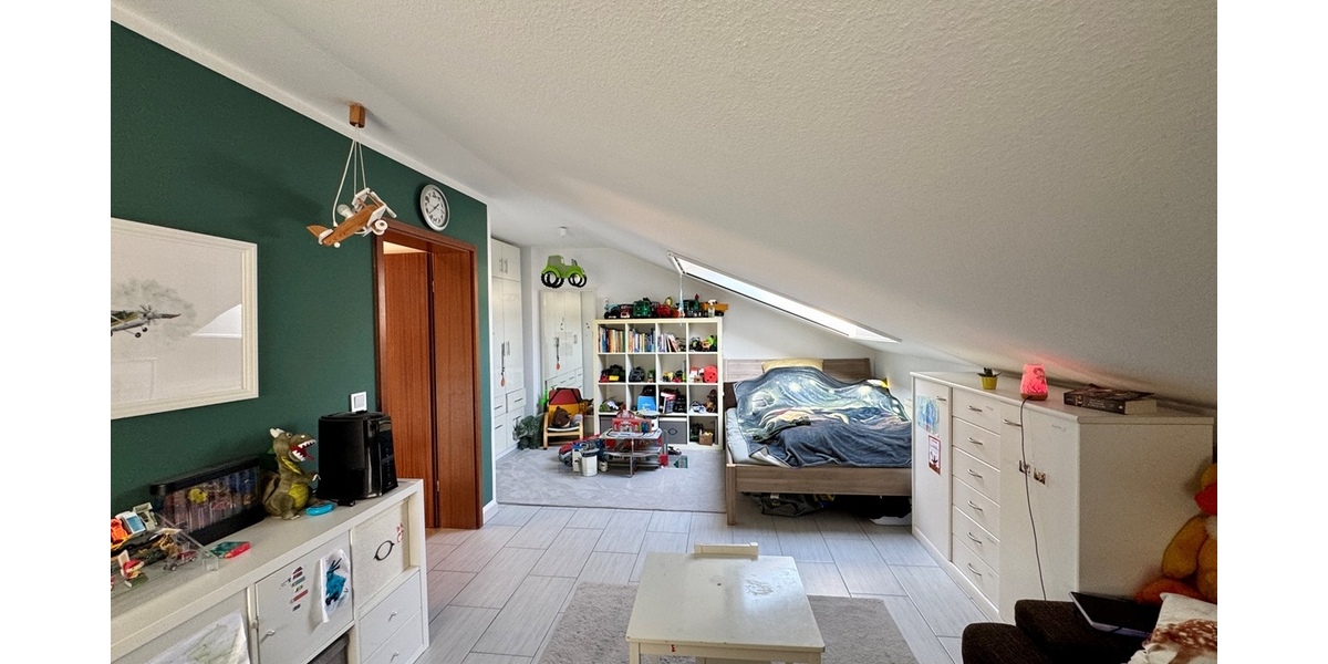 Friedrichsdorf: Großzügige Doppelhaushälfte mit separater Einliegerwohnung! - Doppelhaushälfte Friedrichsdorf | Angebot:27145996