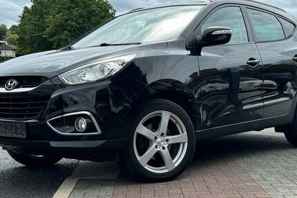 Hyundai ix35 96.000 km 8.900 € Bad Homburg 61350
