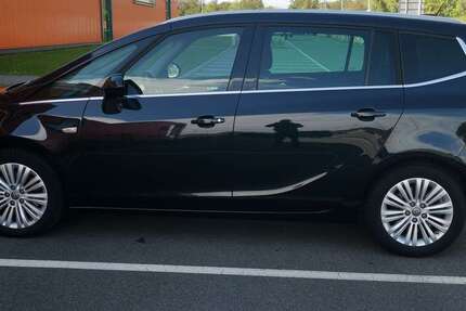 Opel Zafira 75.000 km 18.500 € Rüsselsheim 65428