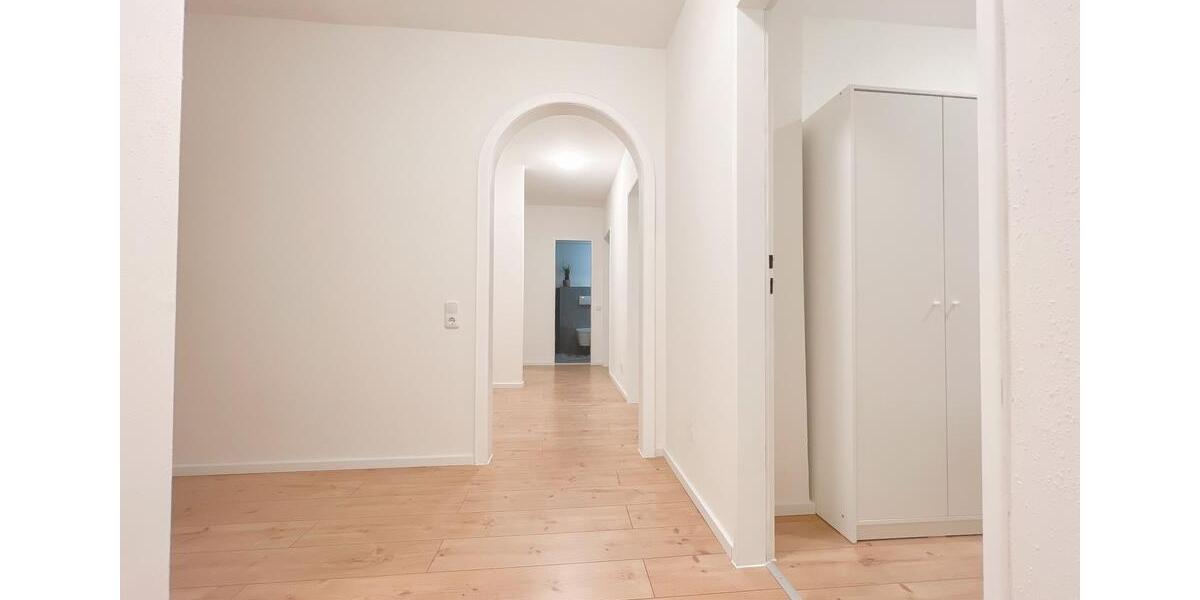 SHARED FLAT - 6er WG in Frankfurt am Main ***nur noch 3 letzte Zimmer frei*** 1 zimmer