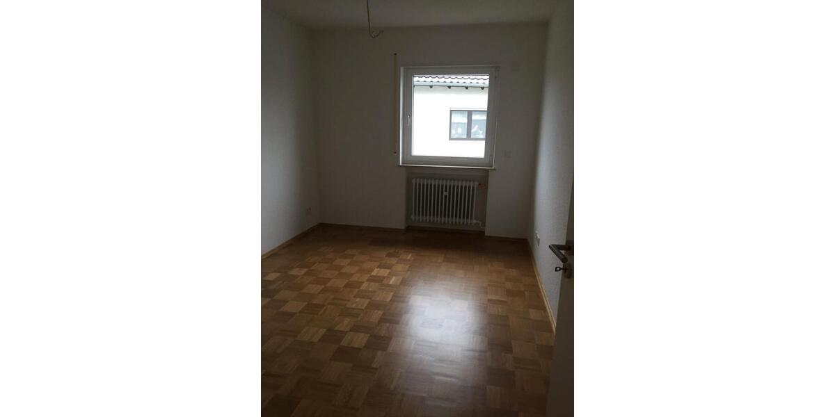 Etagenwohnung Karlstein am Main - 5 Zimmer, 105 m&sup2;, 1.200&euro; | Angebot:26704320