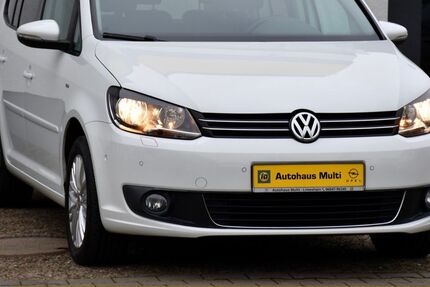 VW Touran 212.000 km 5.200 &euro; Limeshain 63694