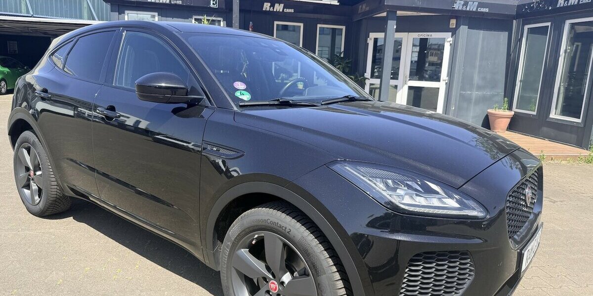 Jaguar E-Pace R-Dynamic S AWD/TOP/AHK/PANO 57.200 km 23.999 &euro; Frankfurt 60386