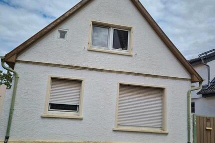 Haus Trebur - 4 Zimmer, 111 m&sup2;, 220.000&euro; | Angebot:26770402