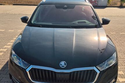 Skoda Octavia 105.000 km 18.000 &euro; Messel 64409