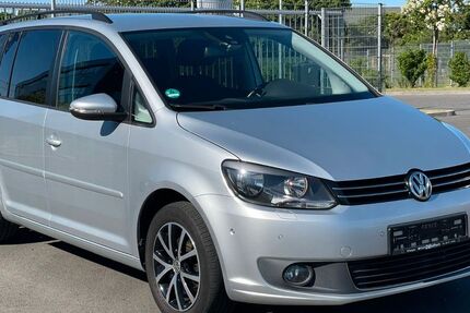 VW Touran 178.620 km 9.890 &euro; Ginsheim-Gustavsburg 65462