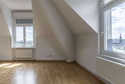 Wohnung zum Mieten in Wiesbaden 1.300 € 93 m²