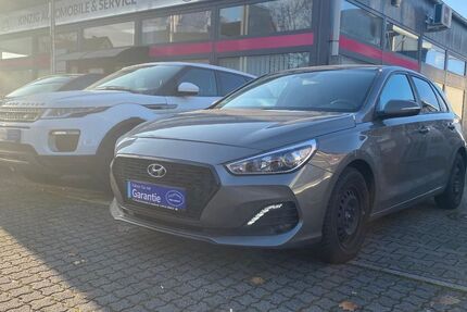 Hyundai i30 83.324 km 12.999 € Hanau 63450