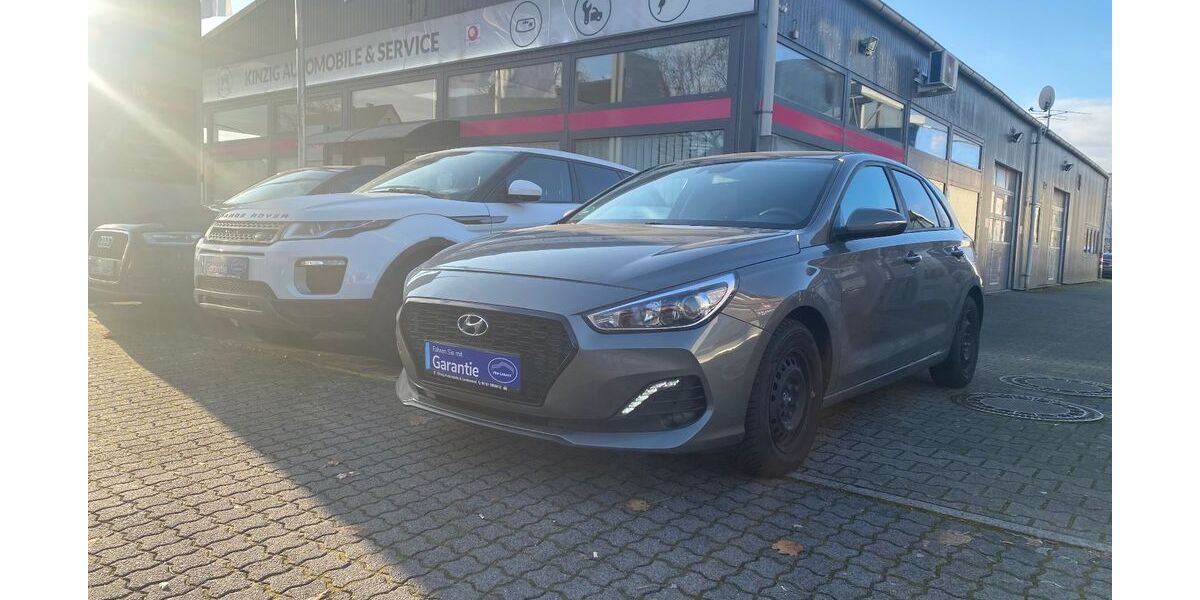 Hyundai i30 83.324 km 12.999 &euro; Hanau 63450