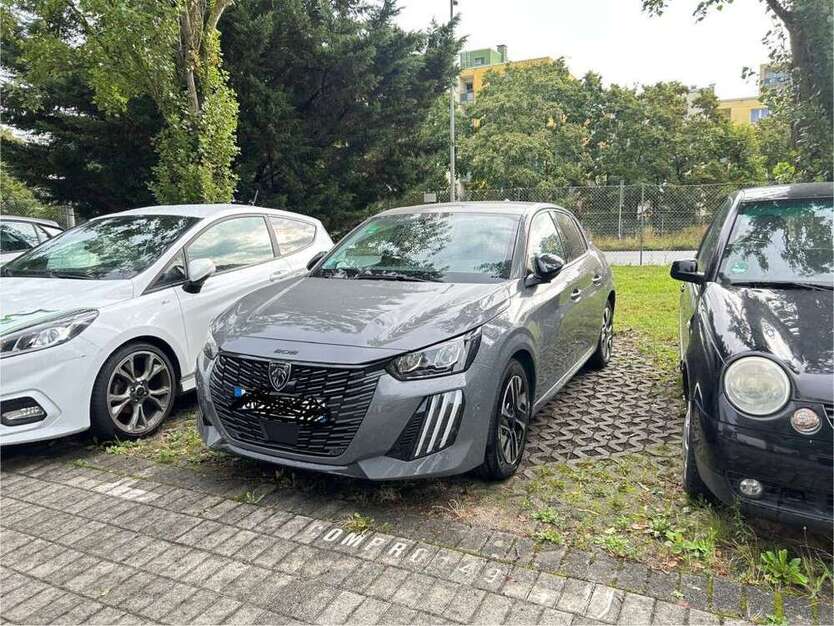 208