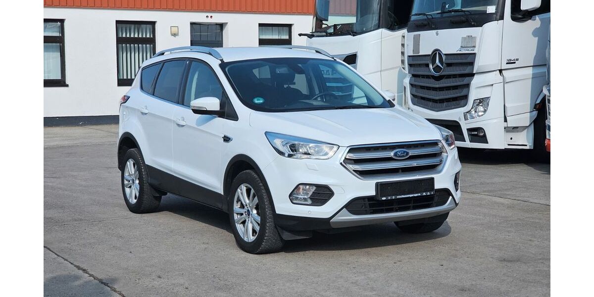 Ford Kuga 68.200 km 13.990 &euro; Babenhausen 64832