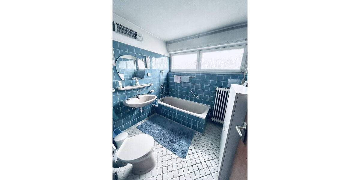 Reihenendhaus Frankfurt Hausen - 7 Zimmer, 177 m&sup2;, 779.000&euro; | Angebot:26188389