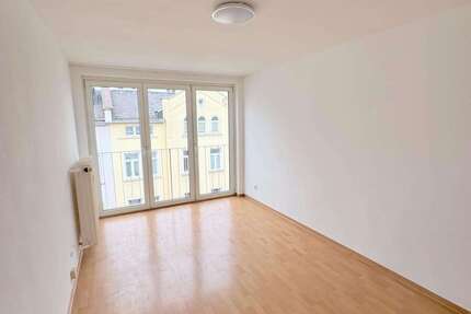 Wohnung zum Mieten in Frankfurt am Main 675 € 24 m² 1 zimmer