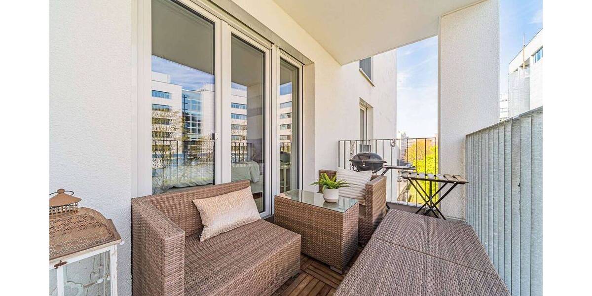 Etagenwohnung Frankfurt am Main Niederrad - 2 Zimmer, 60 m&sup2;, 2.200&euro; | Angebot:26289463