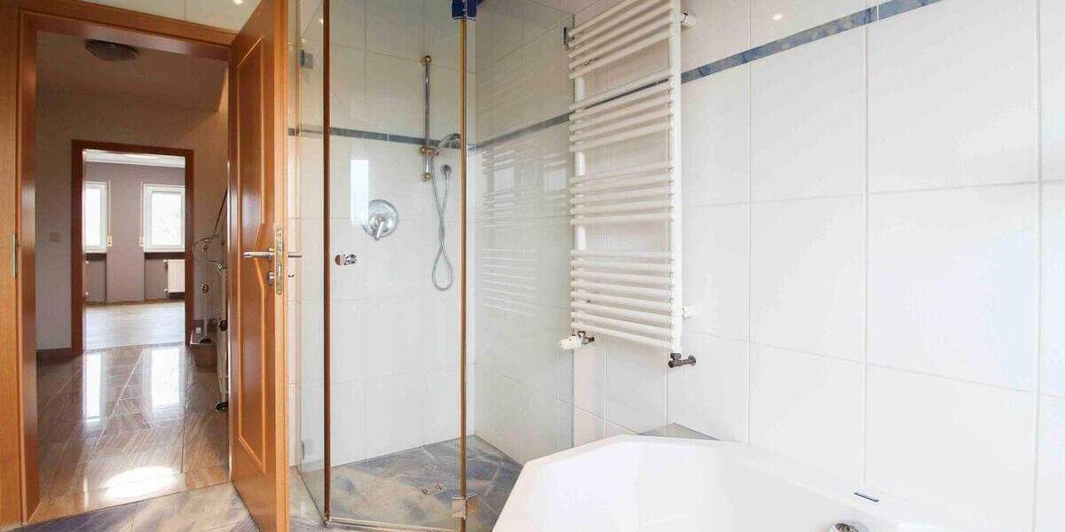 Modernisiertes Reiheneckhaus in Babenhausen - Gartenidylle und eigene Tiefgarage inklusive 5 zimmer