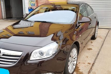 Opel Insignia 225.000 km 4.750 &euro; Frankfurt 60389
