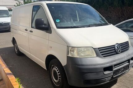 VW T5 Transporter 330.000 km 3.200 &euro; Heusenstamm 63150