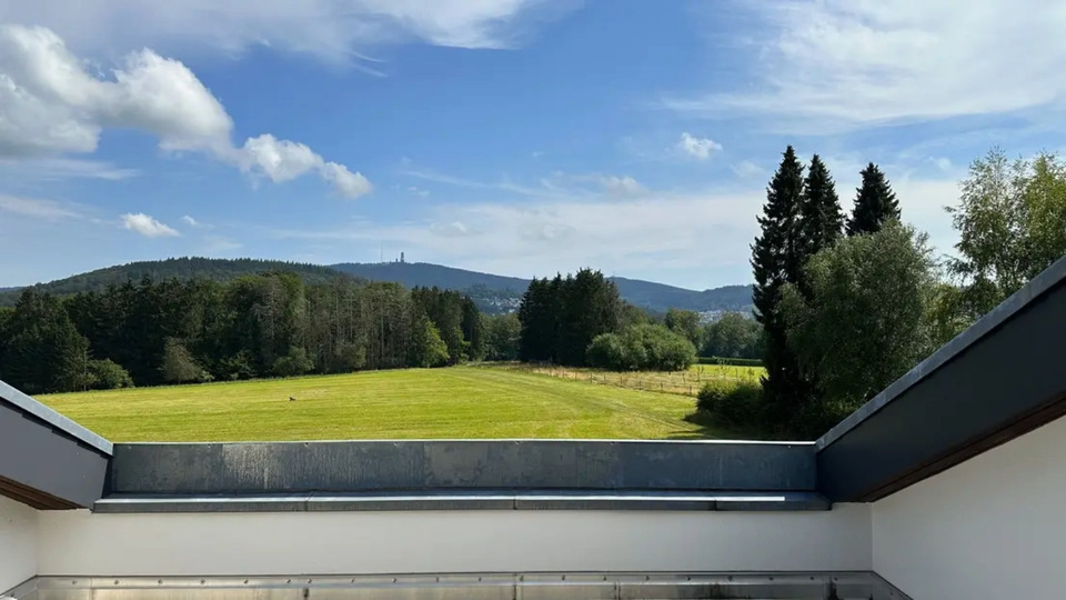 Dachgeschoßwohnung Schmitten im Taunus - 2 Zimmer, 50 m&sup2;, 120.000&euro; | Angebot:25896063