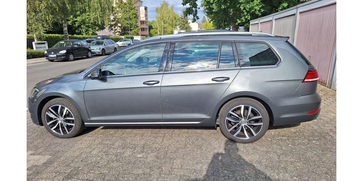 VW Golf 89.000 km 17.900 &euro; Obertshausen 63179