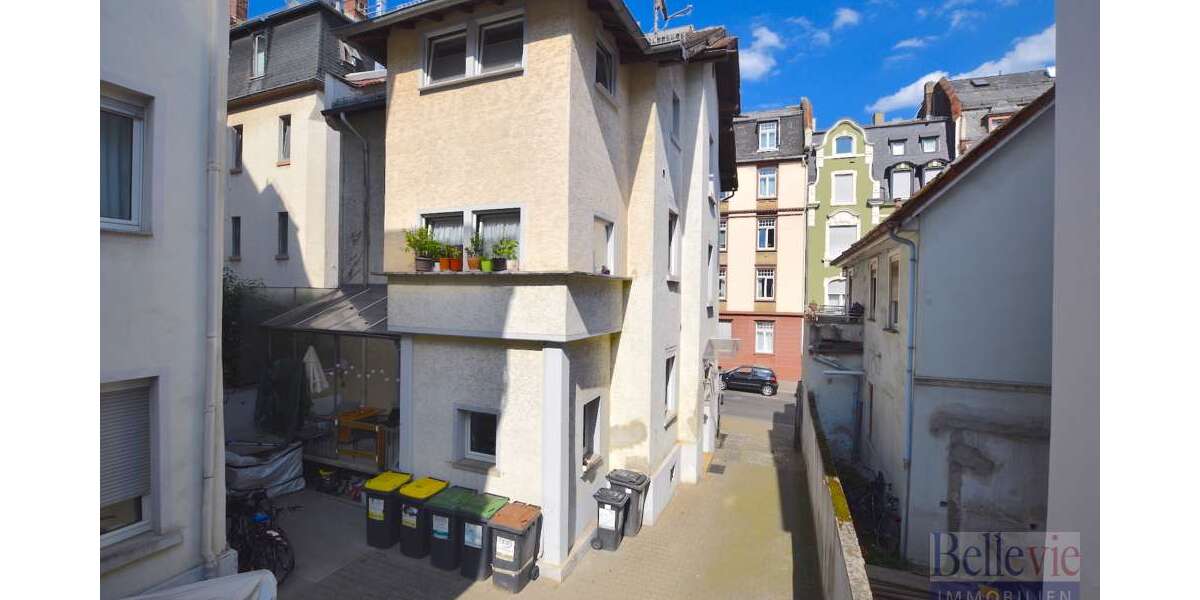 Haus zum Kaufen in Frankfurt am Main Bornheim 1.820.000 € 352 m² 18 zimmer