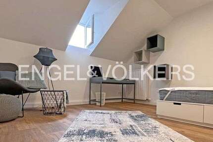Haus zum Kaufen in Frankfurt 1.250.000 € 184 m² 12 zimmer