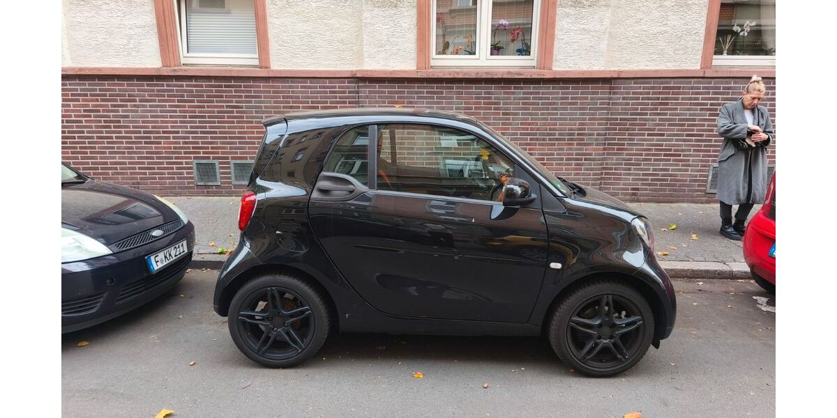 Smart ForTwo 110.000 km 6.800 &euro; Frankfurt 60385