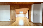 Dachgeschoßwohnung Schmitten im Taunus - 3 Zimmer, 77 m&sup2;, 140.000&euro; | Angebot:25894303