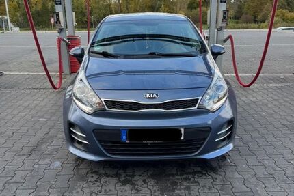 Kia Rio 79.000 km 8.800 € Frankfurt am Main 65931