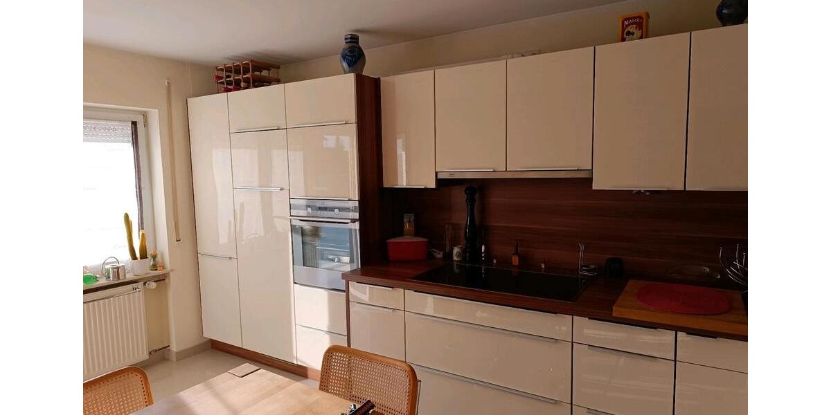 Etagenwohnung Friedberg (Hessen) - 4 Zimmer, 96 m&sup2;, 500&euro; | Angebot:26134399
