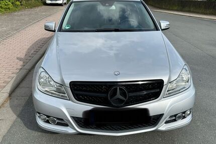 Mercedes-Benz C 250 220.000 km 11.000 &euro; Usingen 61250