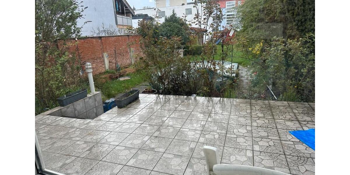 Einfamilienhaus in Frankfurt-Harheim, Garten, Garage - BEFRISTET 6 zimmer