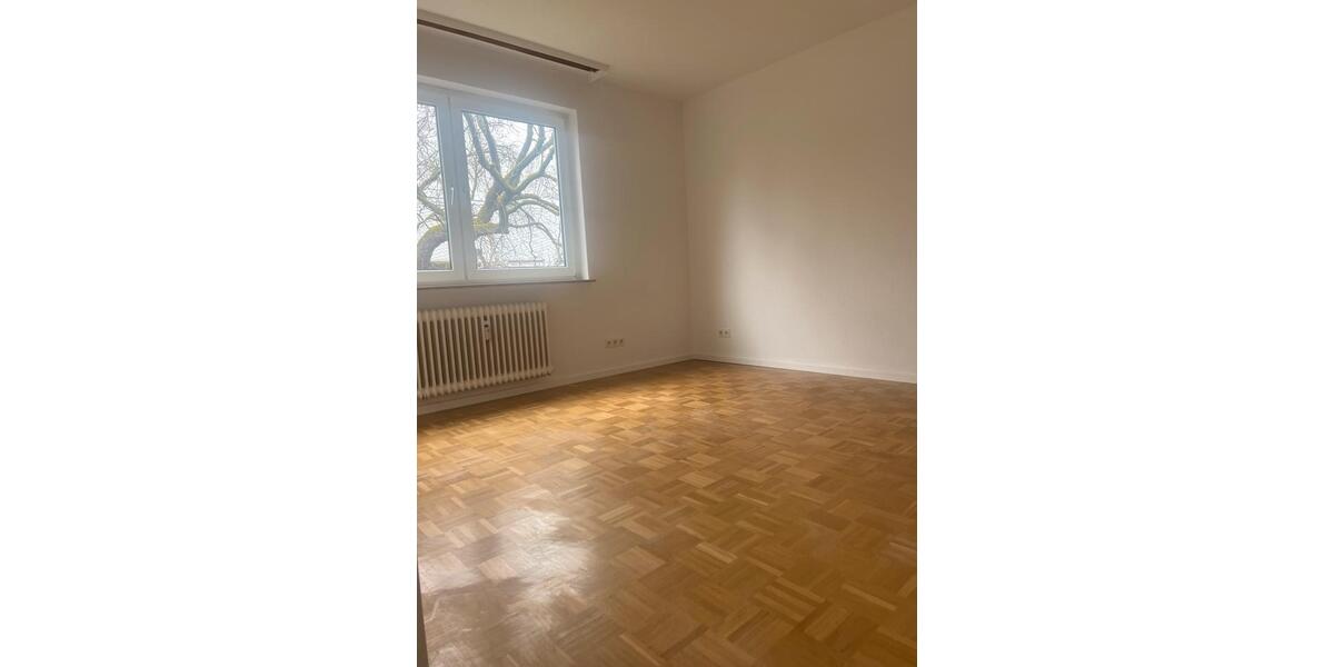 Etagenwohnung Frankfurt am Main Eschersheim - 2 Zimmer, 65 m&sup2;, 995&euro; | Angebot:25591329