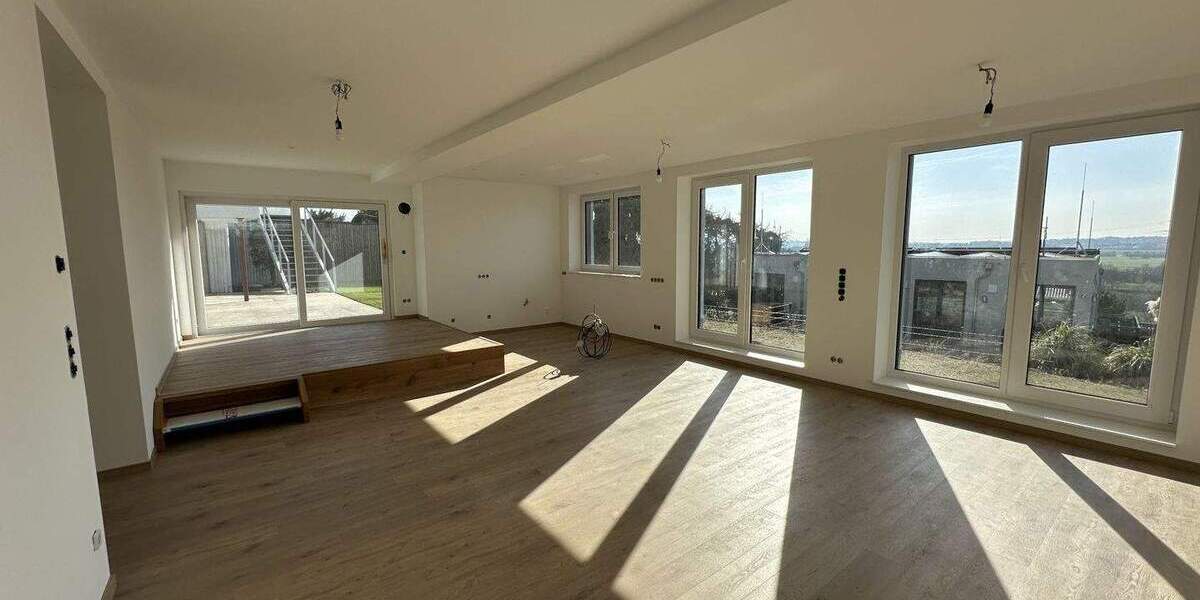 Etagenwohnung Karben Klein-Karben - 3 Zimmer, 170 m&sup2;, 2.050&euro; | Angebot:25665203
