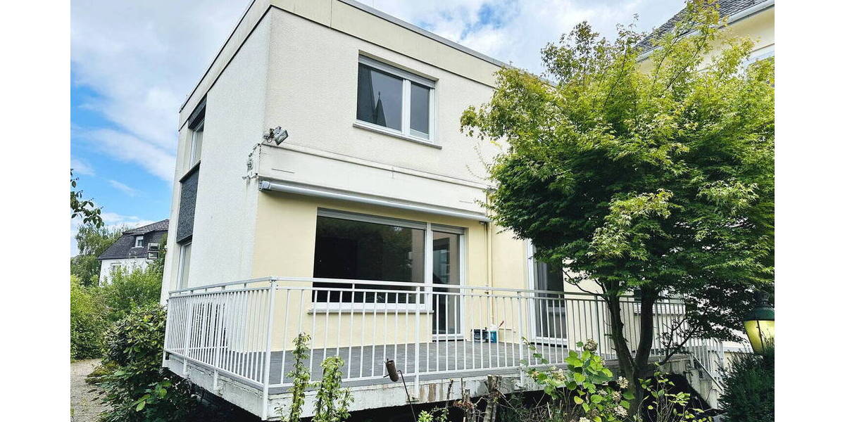 Doppelhaushälfte Bad Homburg vor der Höhe Kirdorf - 3 Zimmer, 150 m&sup2;, 2.600&euro; | Angebot:26252534