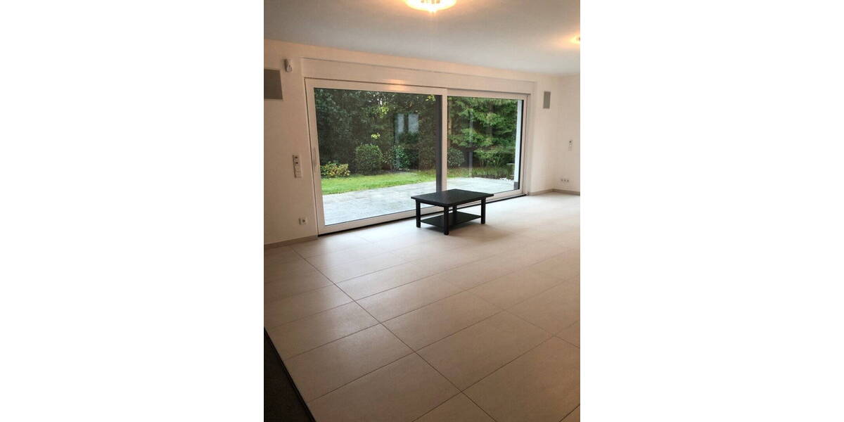 Einfamilienhaus Dreieich Buchschlag - 9 Zimmer, 300 m&sup2;, 4.390&euro; | Angebot:26712738