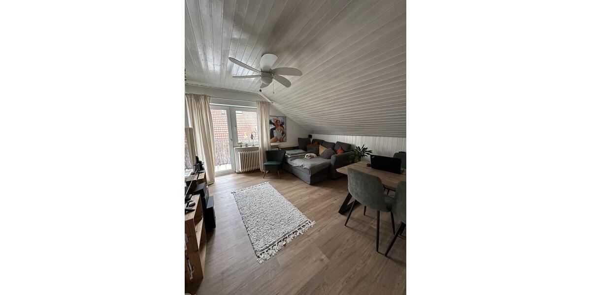 Dachgeschoßwohnung Münster (Hessen) - 3 Zimmer, 55 m&sup2;, 195.000&euro; | Angebot:25931617
