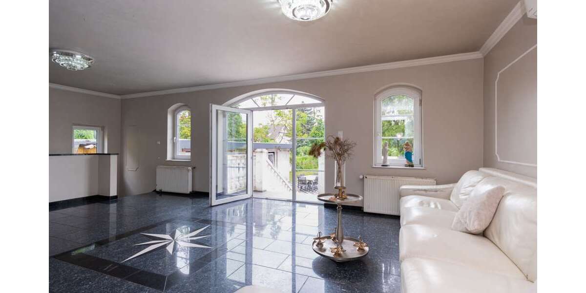 Einfamilienhaus Hanau Lamboy - 9 Zimmer, 271 m&sup2;, 790.000&euro; | Angebot:25121896