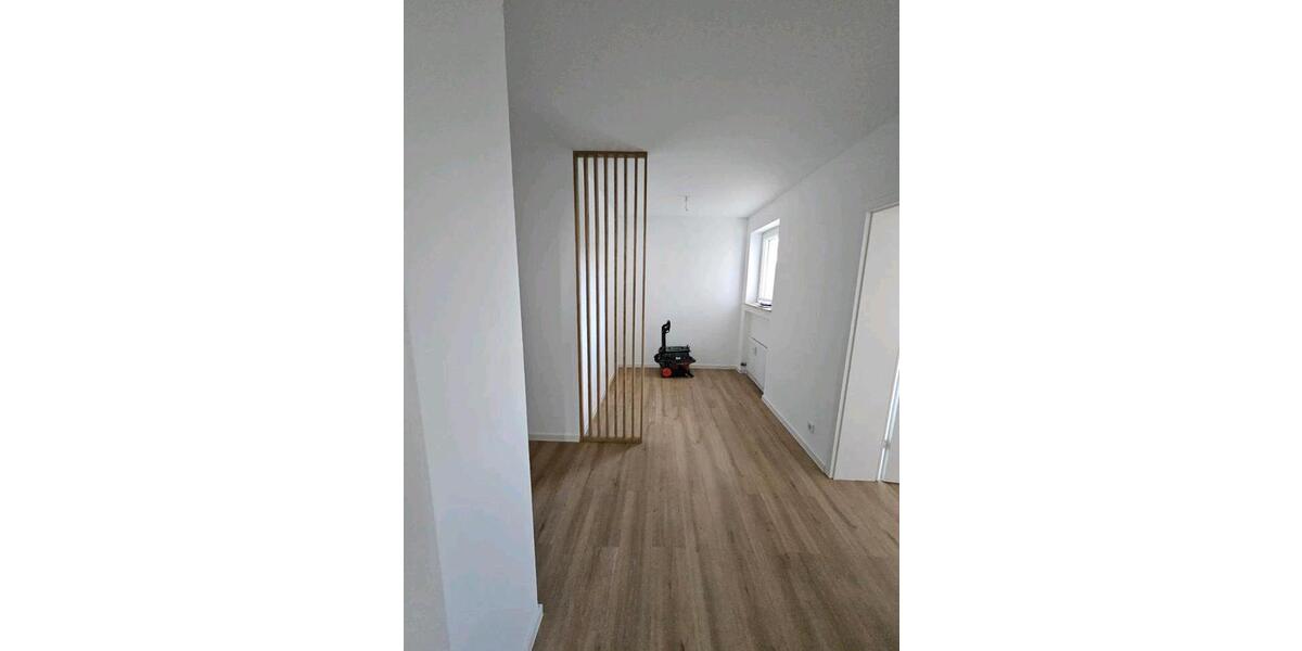 schöne 2,5 Zimmer Wohnung zu vermieten frisch saniert 2.5 zimmer