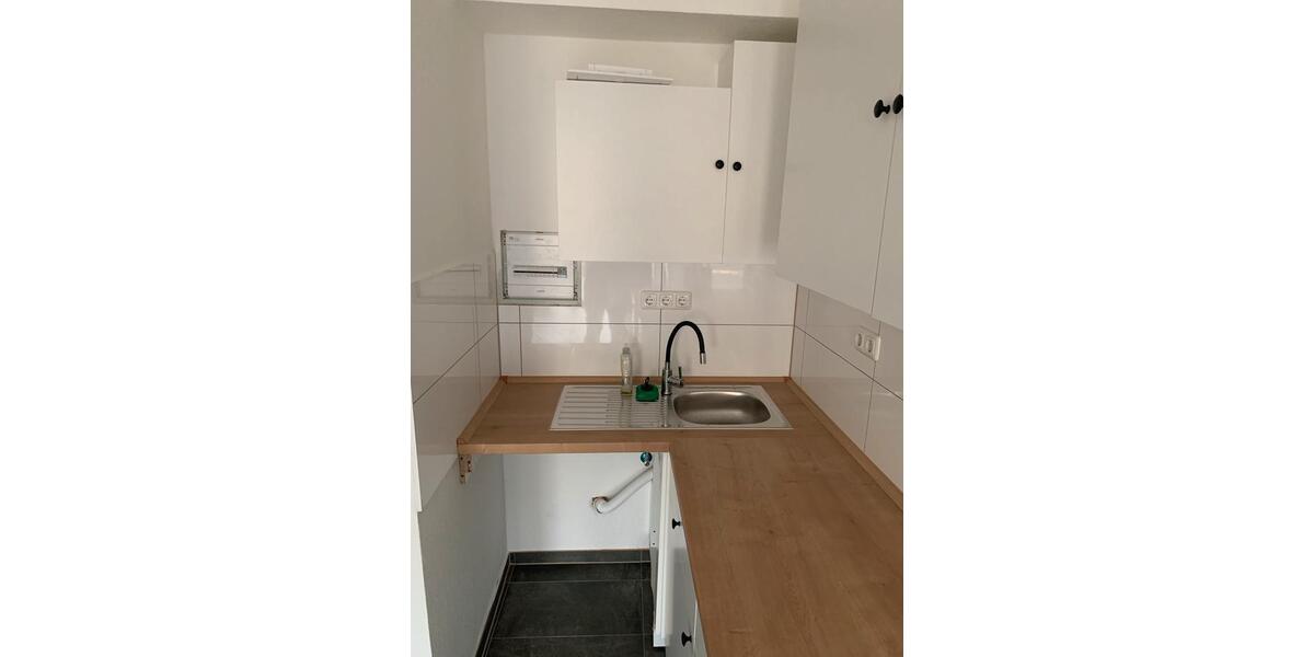 Hochparterre Frankfurt am Main Oberrad - 1 Zimmer, 34 m&sup2;, 590&euro; | Angebot:26604149