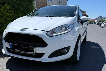 Ford Fiesta 97.700 km 5.600 &euro; Maintal 63477