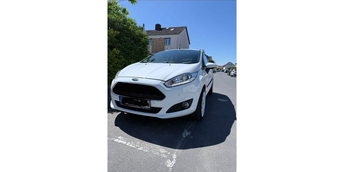 Ford Fiesta 97.700 km 5.600 &euro; Maintal 63477